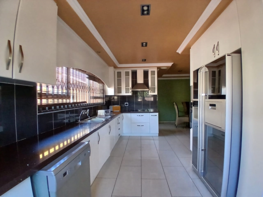 4 Bedroom Property for Sale in Jan Cillierspark Free State